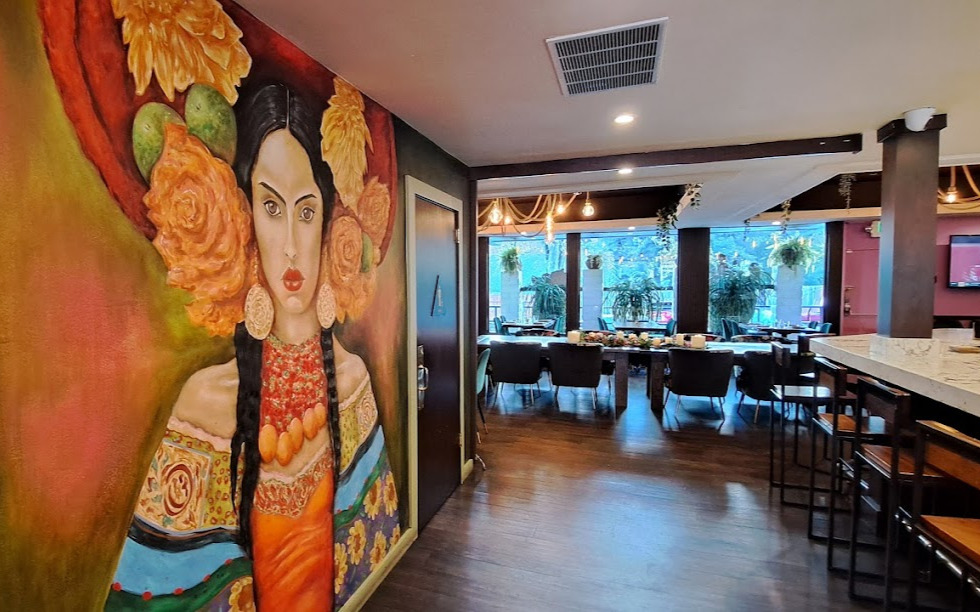 Hércules dining room mural